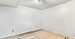 205 NW 101st Place, Kansas City, MO 64155