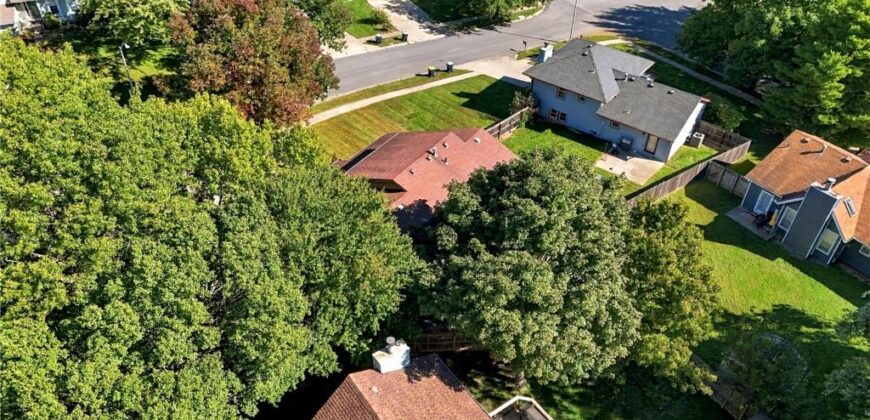 205 NW 101st Place, Kansas City, MO 64155
