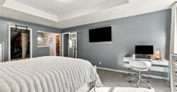 205 NW 101st Place, Kansas City, MO 64155