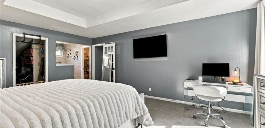 205 NW 101st Place, Kansas City, MO 64155