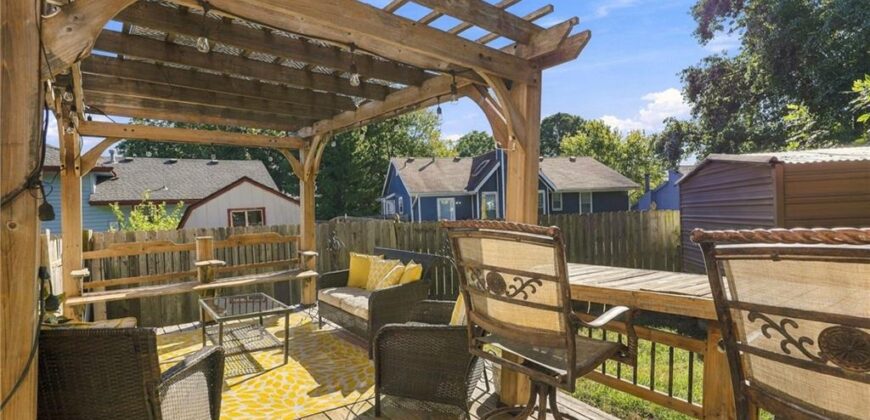 205 NW 101st Place, Kansas City, MO 64155