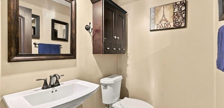 205 NW 101st Place, Kansas City, MO 64155