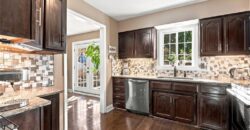 205 NW 101st Place, Kansas City, MO 64155