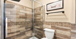 205 NW 101st Place, Kansas City, MO 64155
