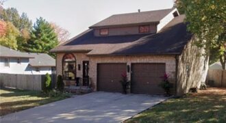 205 NW 101st Street, Kansas City, MO 64155