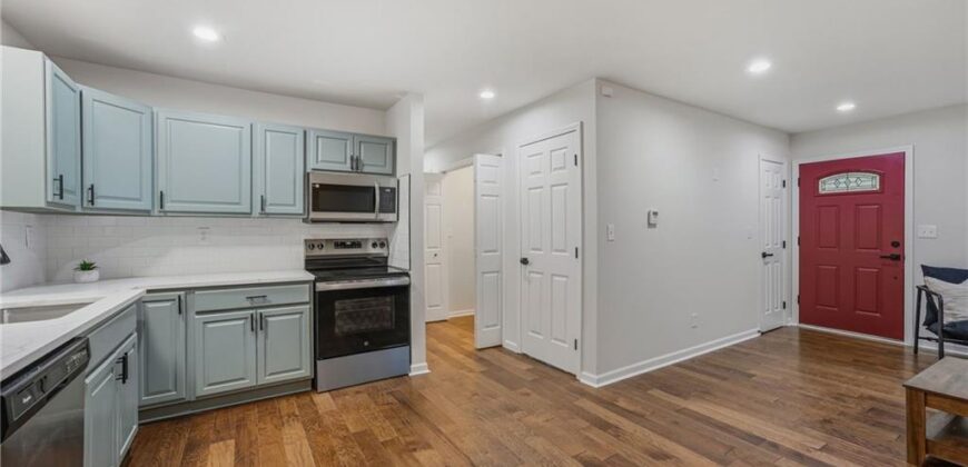 519 NE 98th Place, Kansas City, MO 64155
