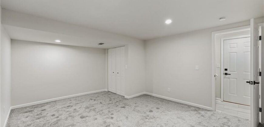 519 NE 98th Place, Kansas City, MO 64155