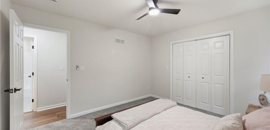 519 NE 98th Place, Kansas City, MO 64155