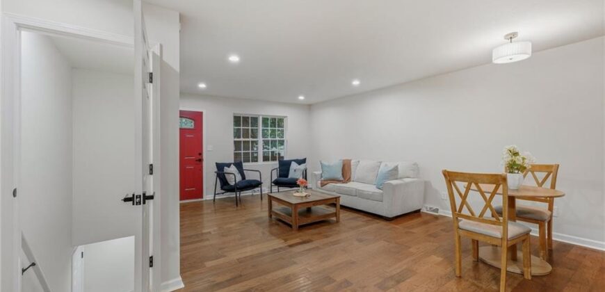 519 NE 98th Place, Kansas City, MO 64155
