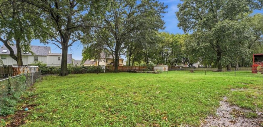 519 NE 98th Place, Kansas City, MO 64155