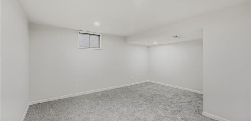 519 NE 98th Place, Kansas City, MO 64155