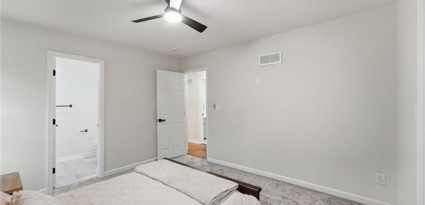 519 NE 98th Place, Kansas City, MO 64155