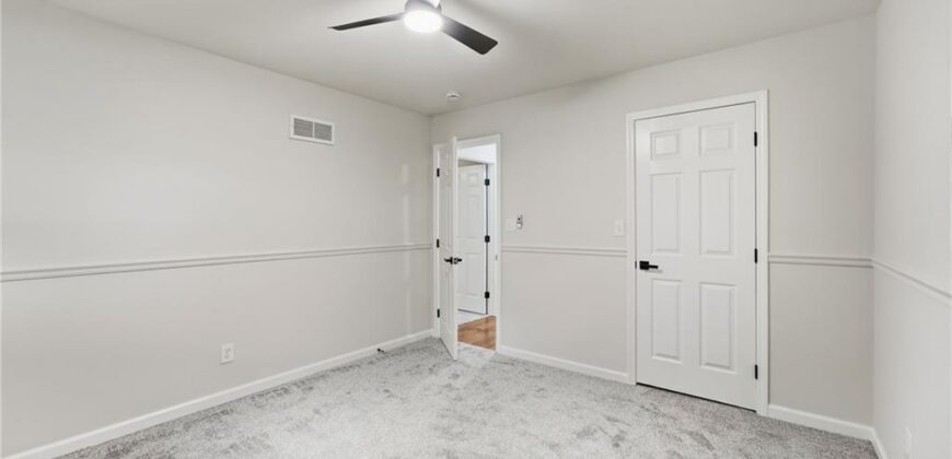 519 NE 98th Place, Kansas City, MO 64155