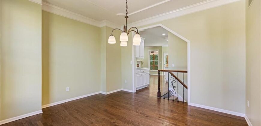 8216 N Michigan Court, Kansas City, MO 64118