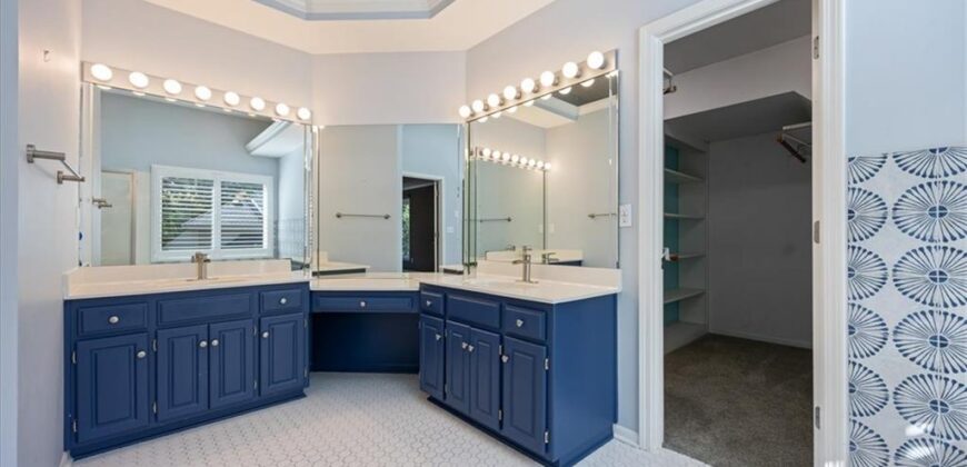 8216 N Michigan Court, Kansas City, MO 64118