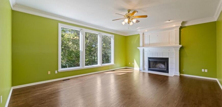 8216 N Michigan Court, Kansas City, MO 64118