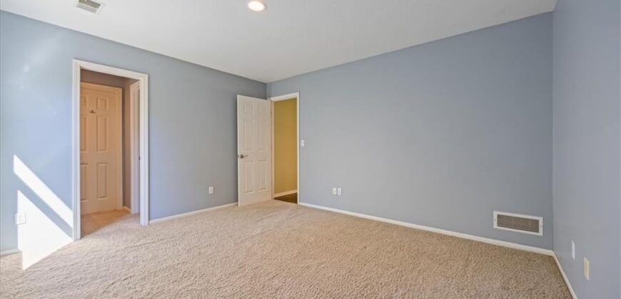 8216 N Michigan Court, Kansas City, MO 64118