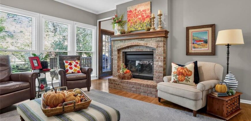 7808 NW 76th Place, Kansas City, MO 64152