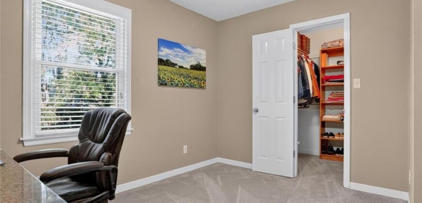 7808 NW 76th Place, Kansas City, MO 64152