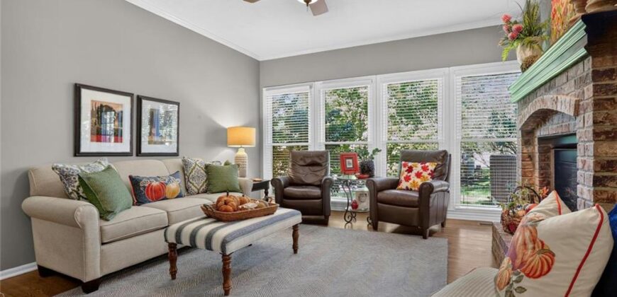 7808 NW 76th Place, Kansas City, MO 64152