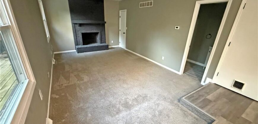 5510 NW Verlin Drive, Parkville, MO 64152