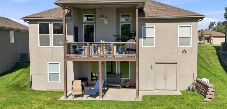 2113 Greenfield Point, Kearney, MO 64060