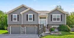 19205 Switchgrass Drive, Smithville, MO 64089