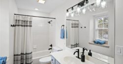 1714 NW 57th Court, Kansas City, MO 64151