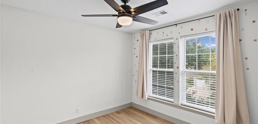 1714 NW 57th Court, Kansas City, MO 64151