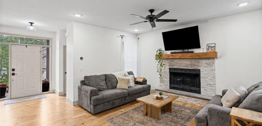 1714 NW 57th Court, Kansas City, MO 64151