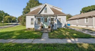 126 S Fairview Avenue, Liberty, MO 64068