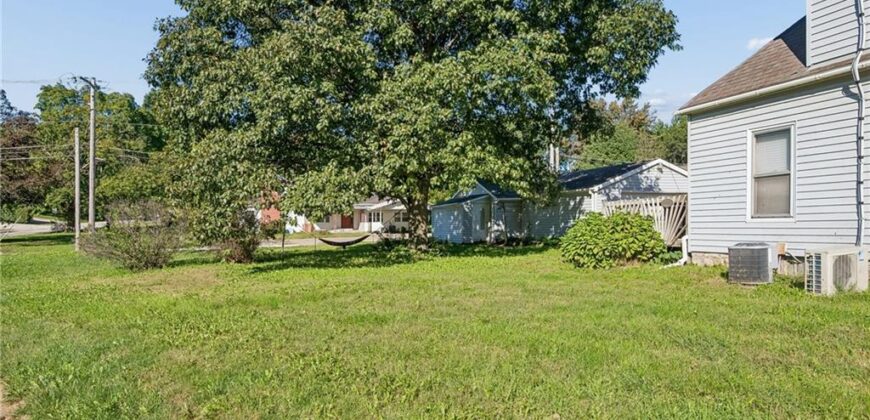 126 S Fairview Avenue, Liberty, MO 64068