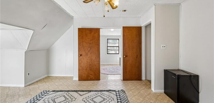 126 S Fairview Avenue, Liberty, MO 64068