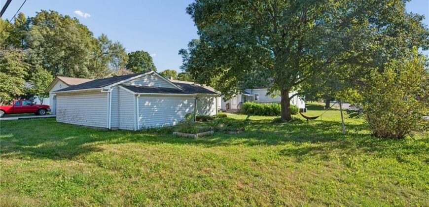 126 S Fairview Avenue, Liberty, MO 64068