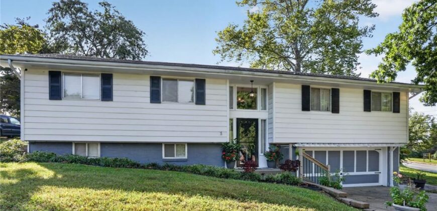 305 NW 60th Terrace, Kansas City, MO 64118
