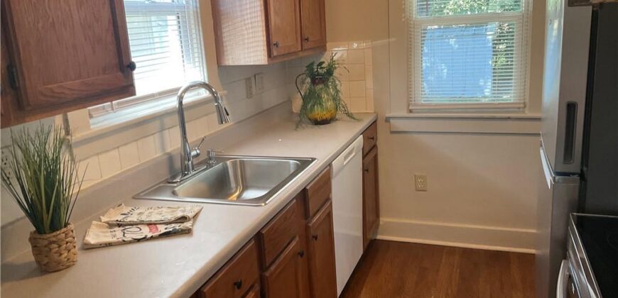 1014 E 23rd Avenue, North Kansas City, MO 64116