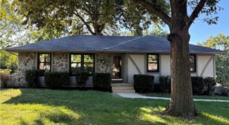 7920 N Euclid Avenue, Kansas City, MO 64118