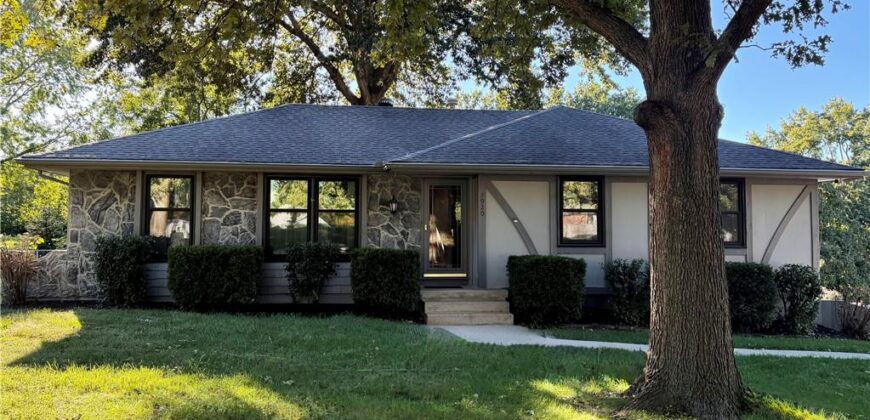 7920 N Euclid Avenue, Kansas City, MO 64118