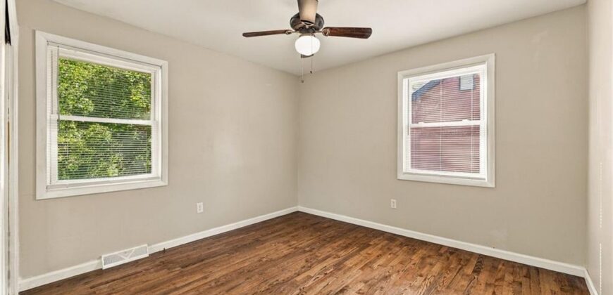 4961 NW Woody Creek Lane, Kansas City, MO 64151
