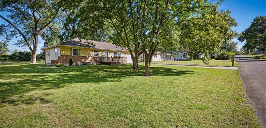 112 W 8th Street, Kearney, MO 64060