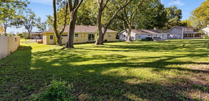 112 W 8th Street, Kearney, MO 64060