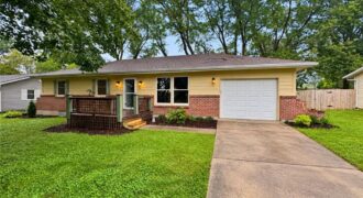 112 W 8th Street, Kearney, MO 64060