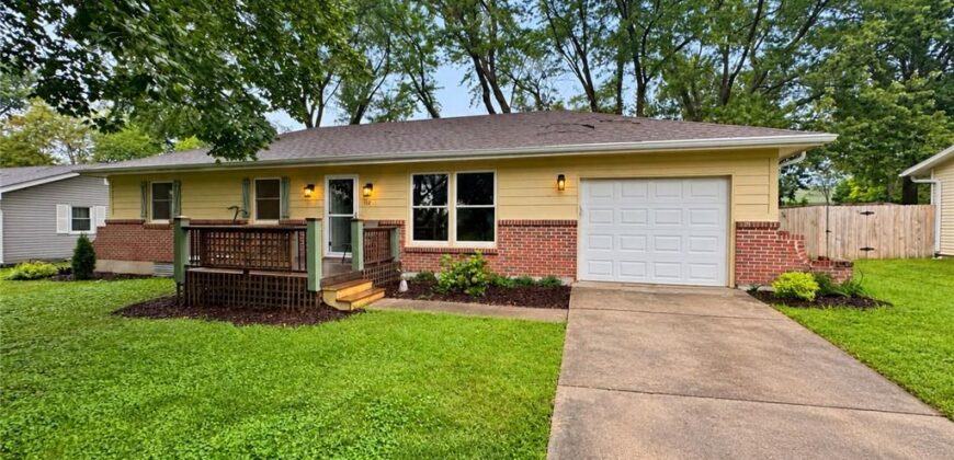 112 W 8th Street, Kearney, MO 64060