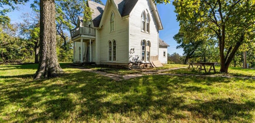 1110 County Road B Highway, Liberty, MO 64068