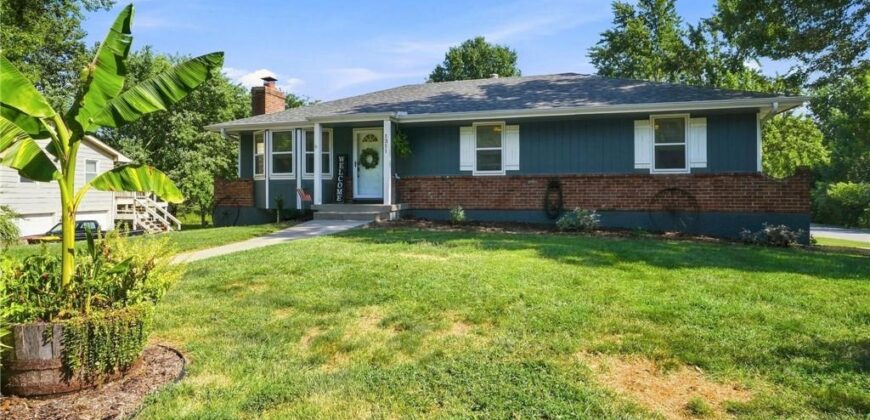 1311 Heather Circle, Kearney, MO 64060