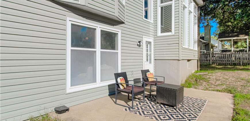 1331 Amesbury Avenue, Liberty, MO 64068