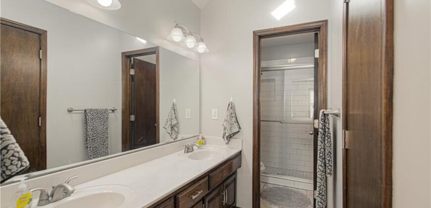 1331 Amesbury Avenue, Liberty, MO 64068