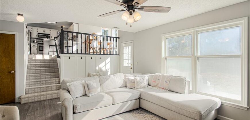 1331 Amesbury Avenue, Liberty, MO 64068