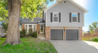1331 Amesbury Avenue, Liberty, MO 64068