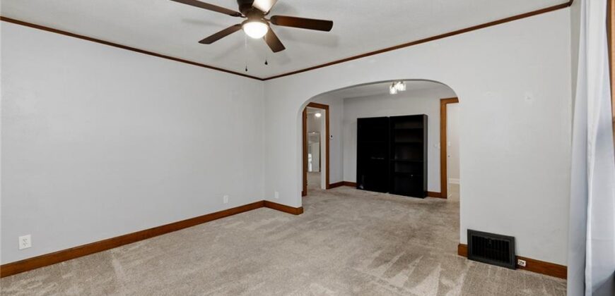 124 S Myrtle Street, Excelsior Springs, MO 64024